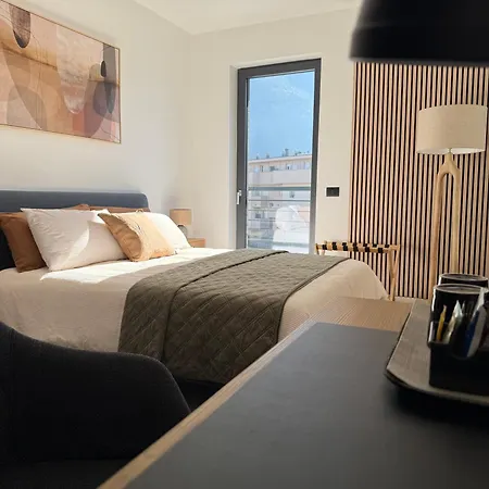 Ct Executive Rooms, And Valtellina Casa de hóspedes 3*